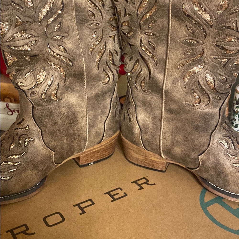 BN-Roper Brown Embroidered Western Cowgirl Boots